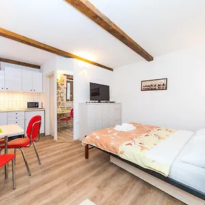  Appartement First Vestibul