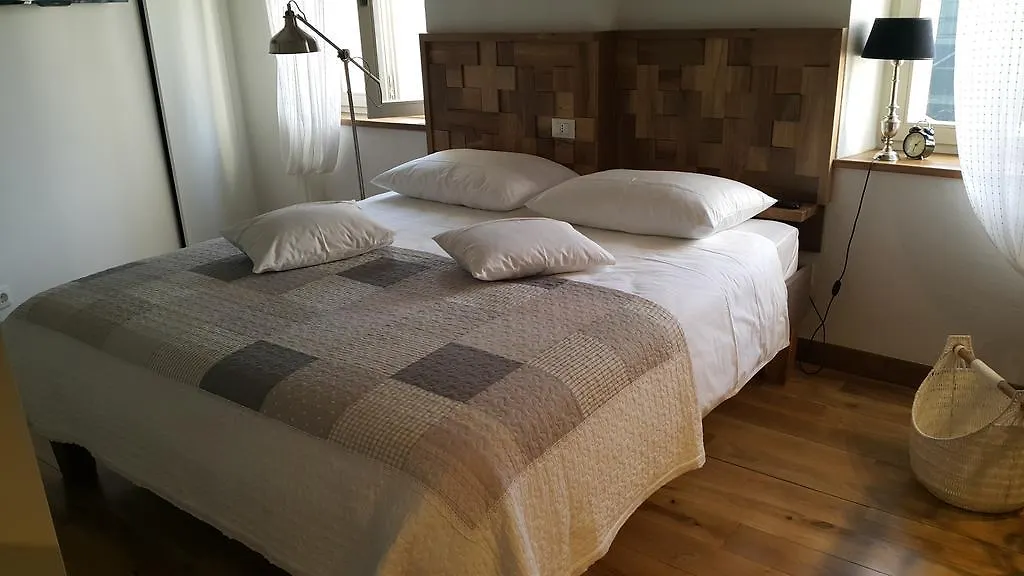 Apartment Koralj Split