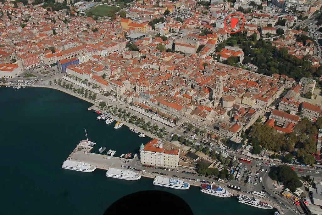 Apartment Koralj Split