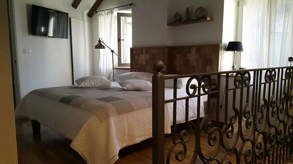 Apartment Koralj Split